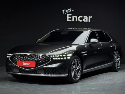 2023 Genesis G90