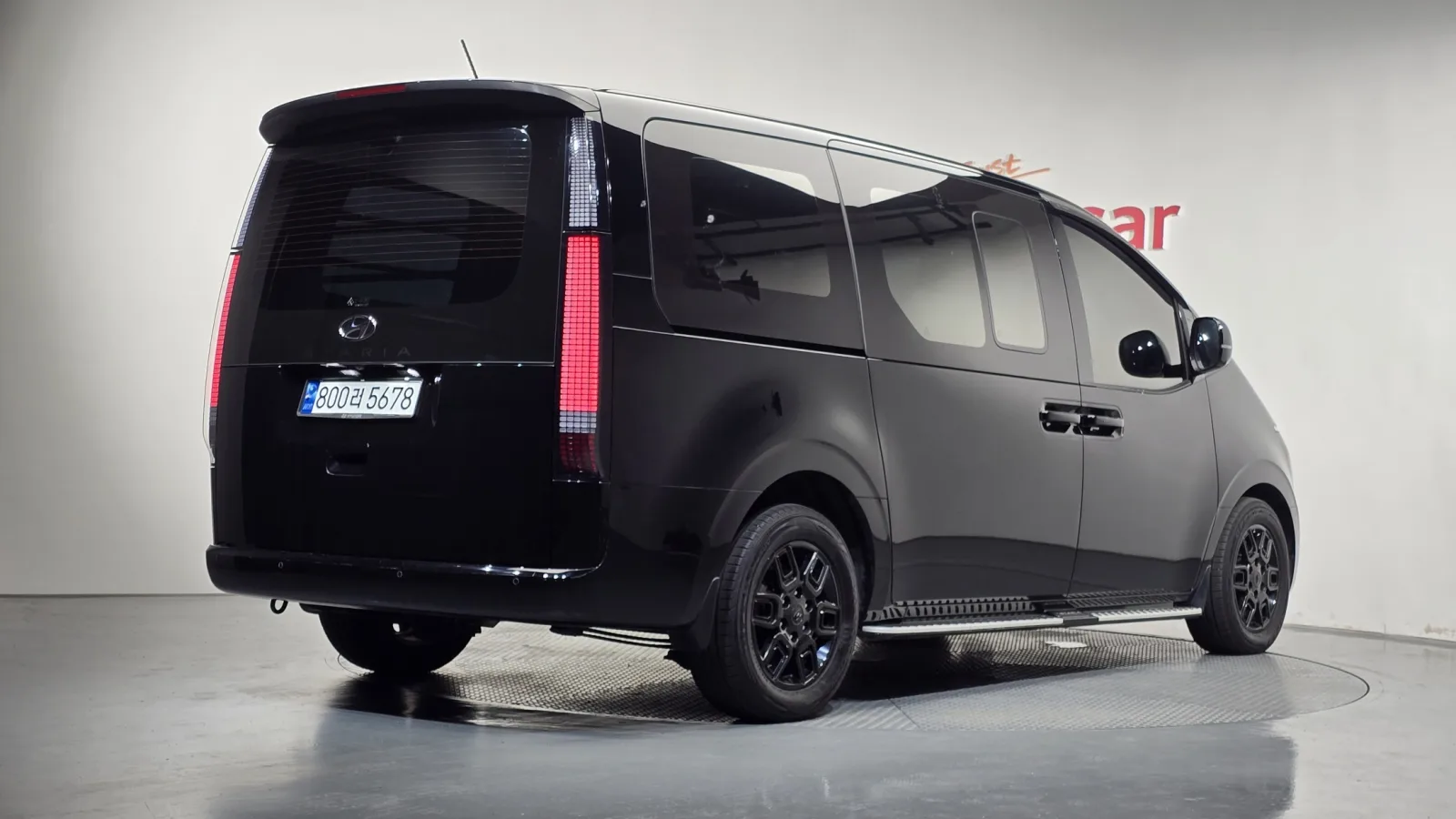2023 Hyundai Staria