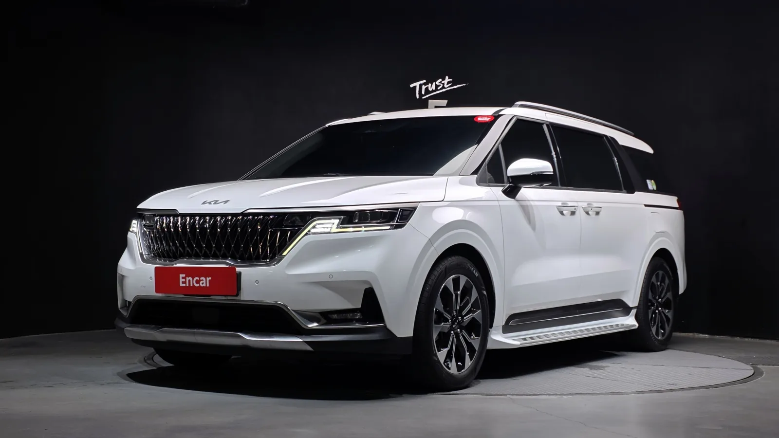 2023 Kia Carnival