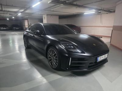 2024 Porsche Panamera
