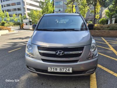2013 Hyundai Starex