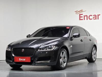 2018 Jaguar XF