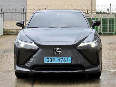 2023 Lexus RZ