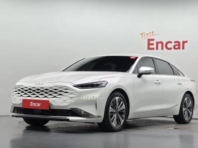 2023 Kia K8