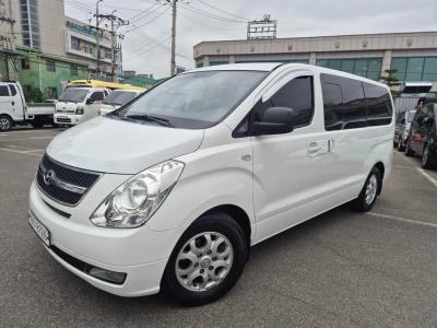 2015 Hyundai Starex