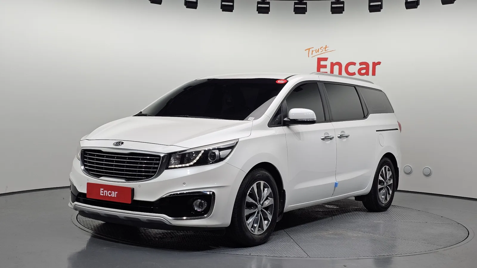 2016 Kia Carnival