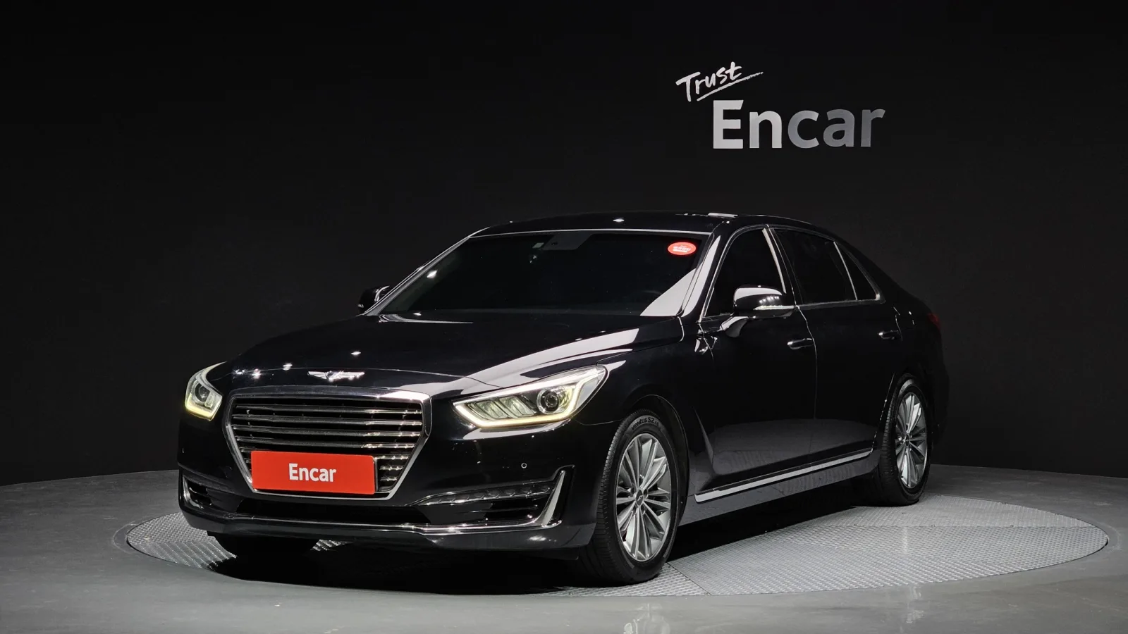 2016 Genesis EQ900
