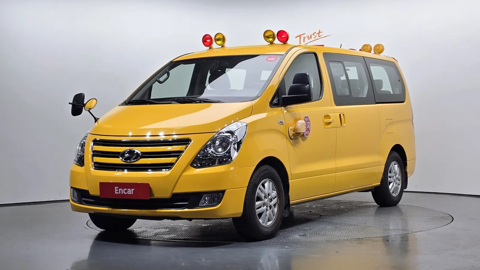 2018 Hyundai Starex