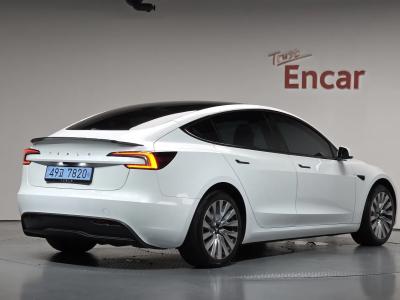 2025 Tesla Model 3