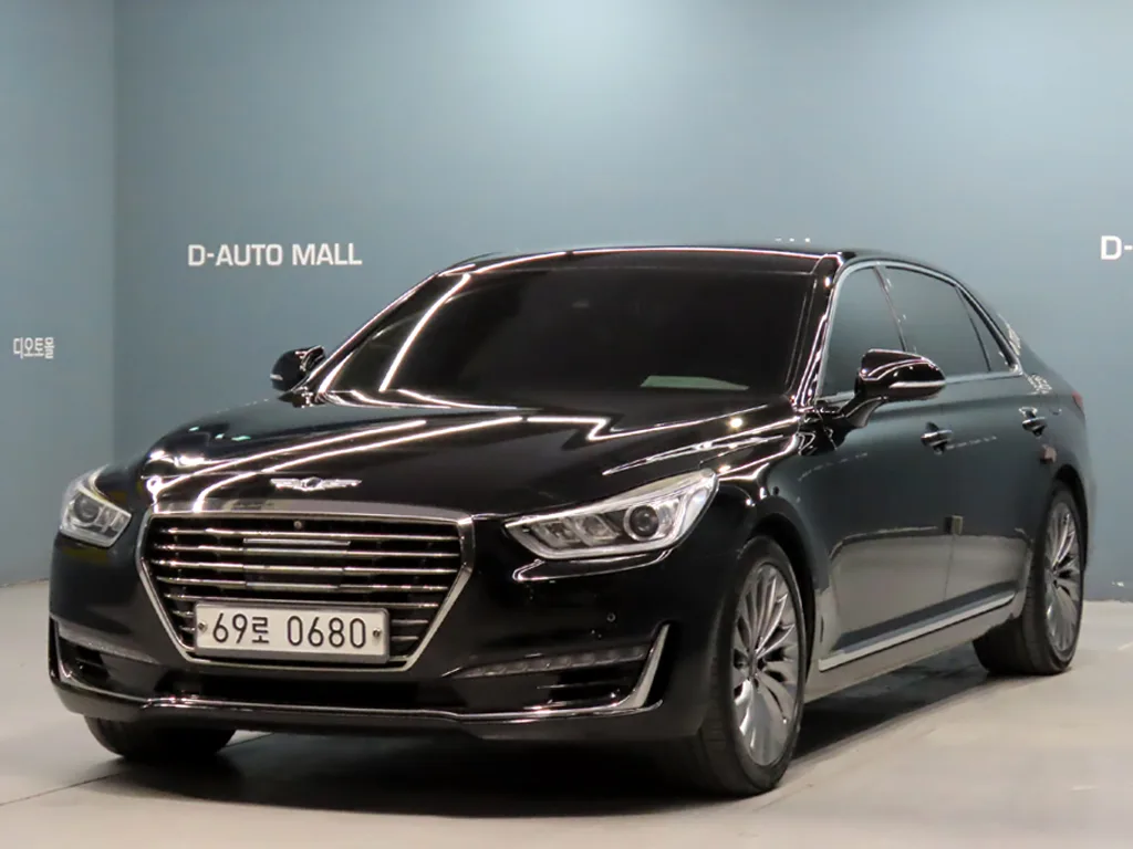 2016 Genesis EQ900