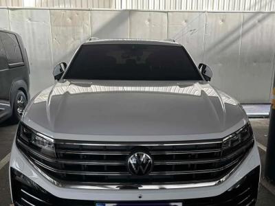 2025 Volkswagen Touareg