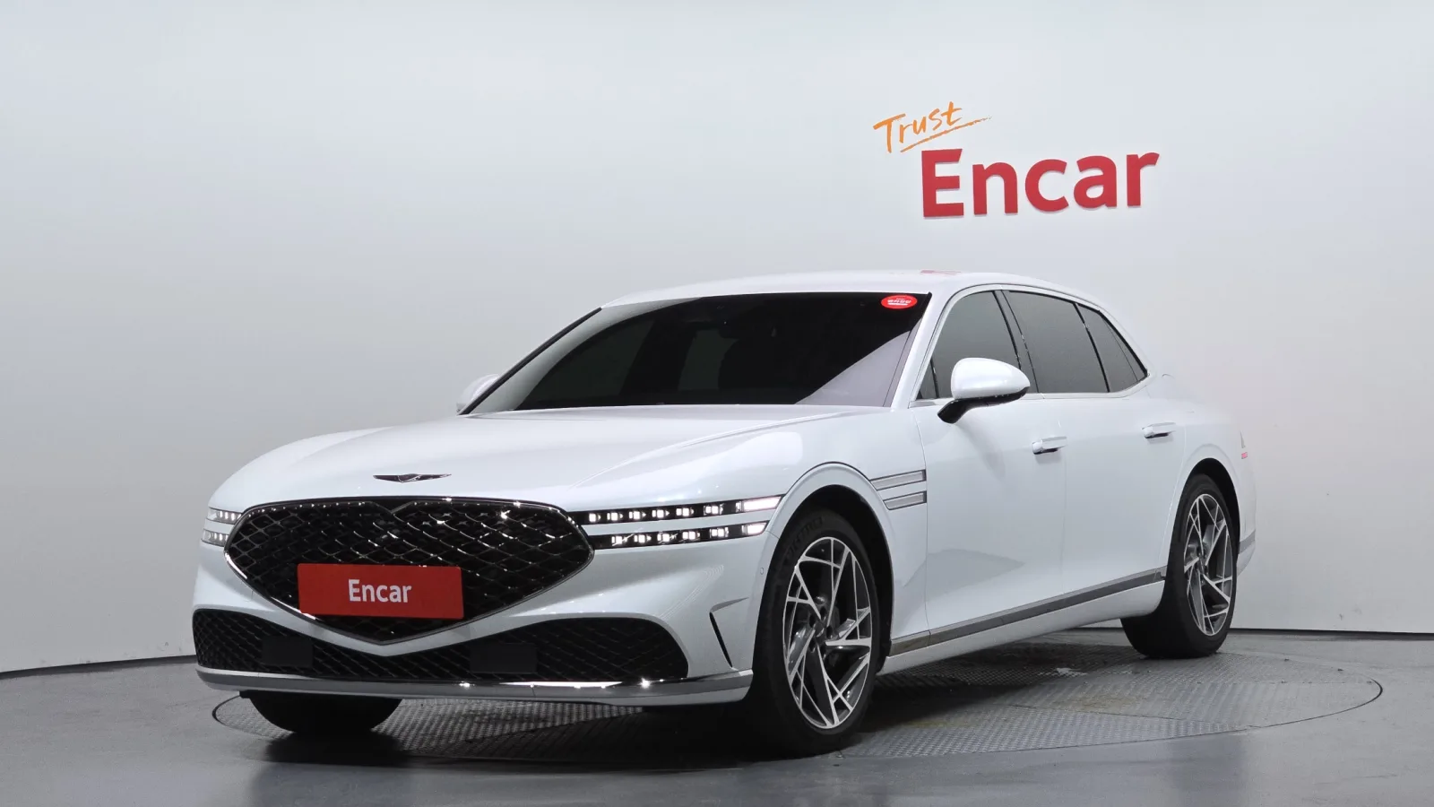 2022 Genesis G90