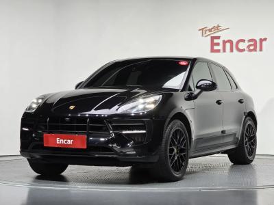 2020 Porsche Macan