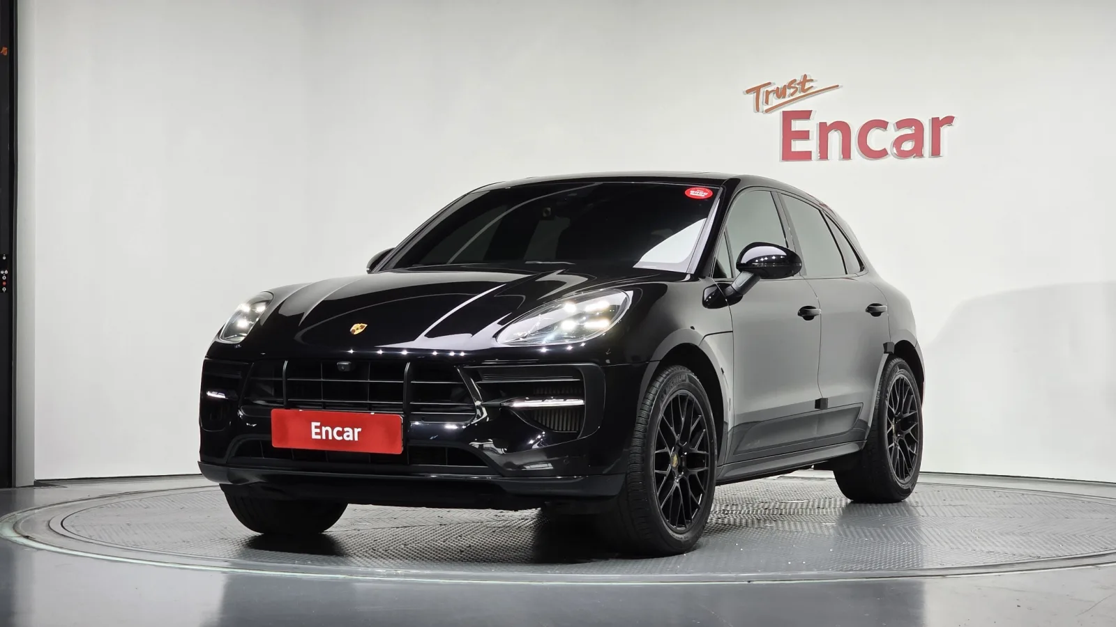 2020 Porsche Macan