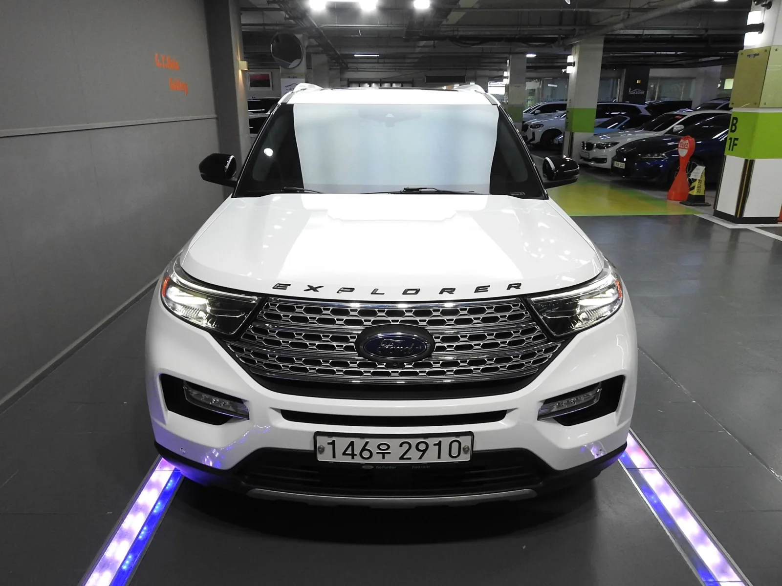 2020 Ford Explorer