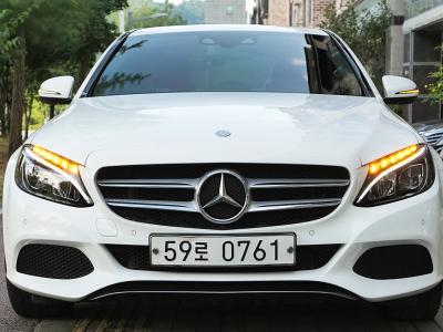 2016 Mercedes-Benz C-Class