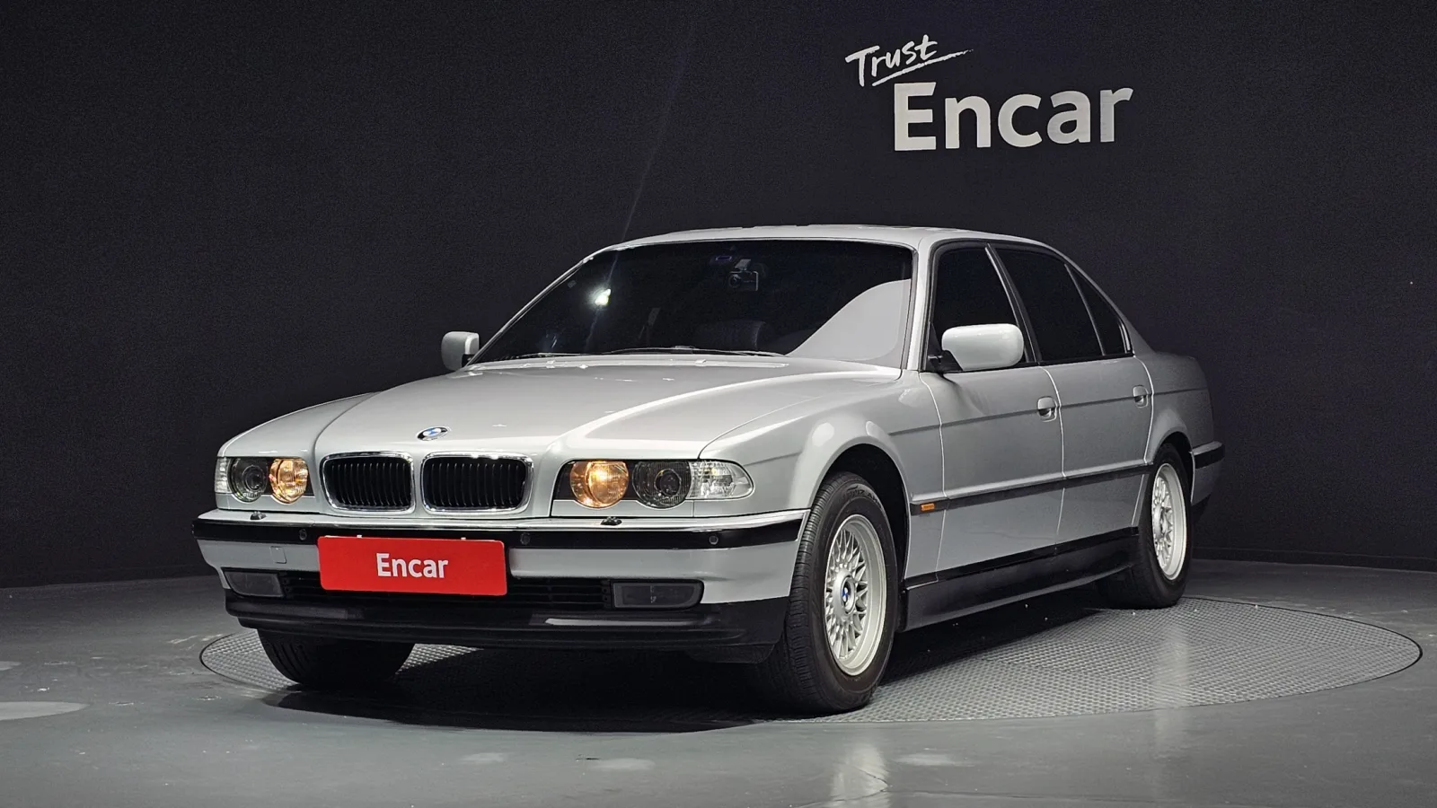 1999 BMW 7-Series