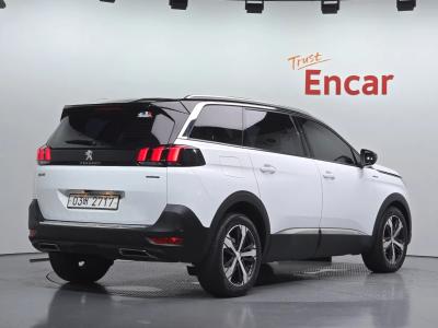 2019 Peugeot 5008