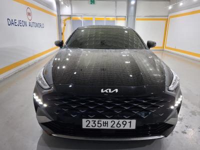 2023 Kia K8