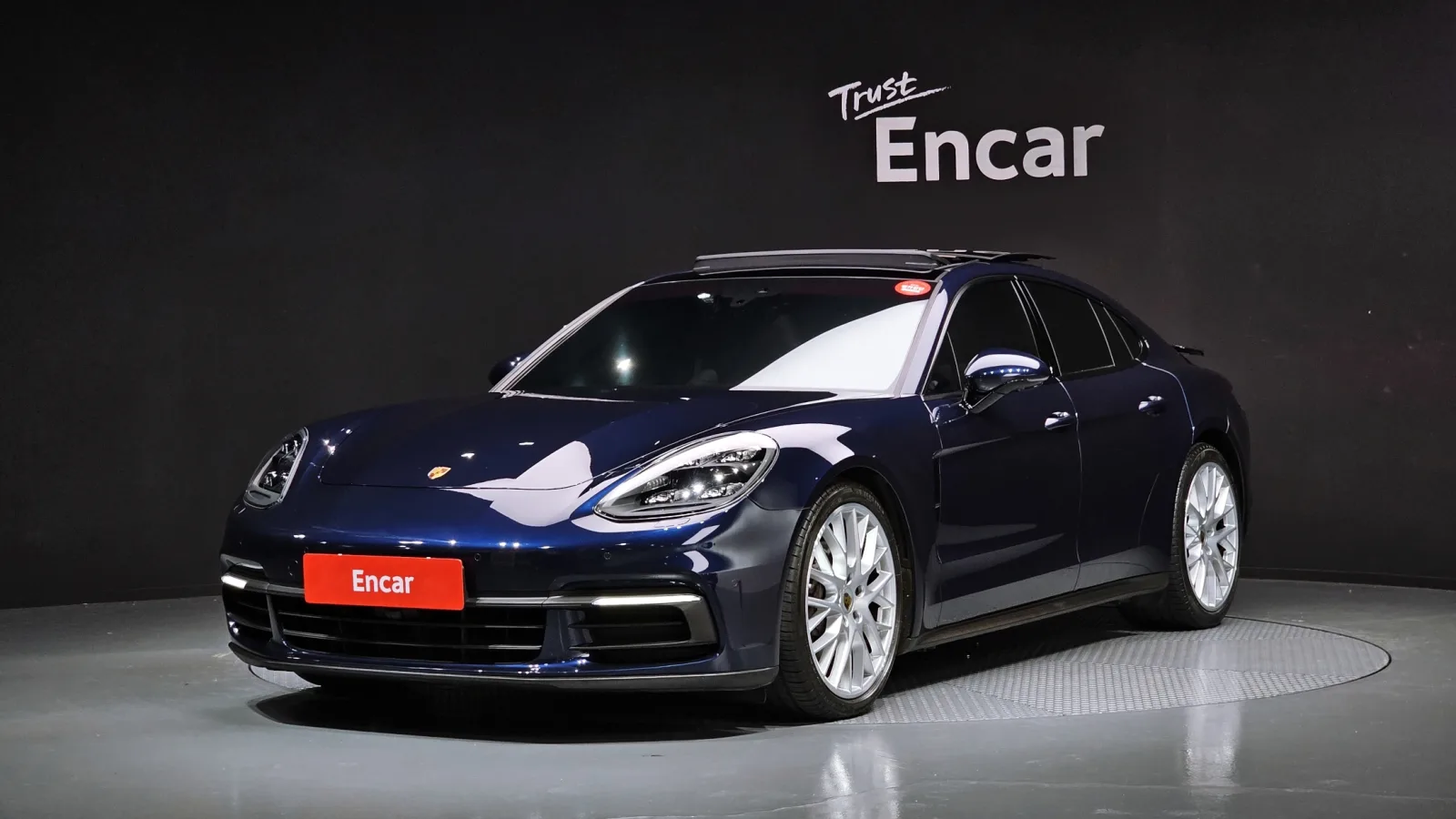 2020 Porsche Panamera