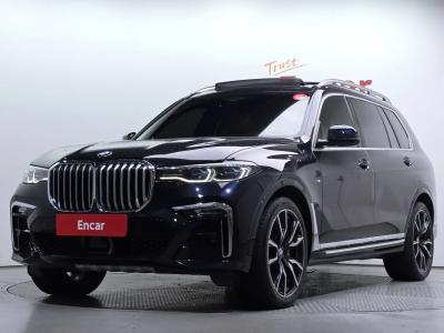 2021 BMW X7
