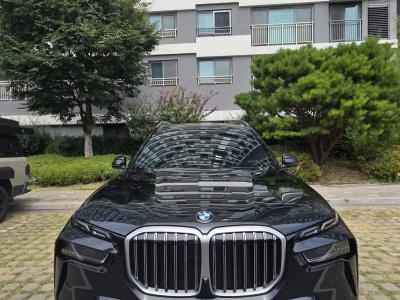 2024 BMW X7
