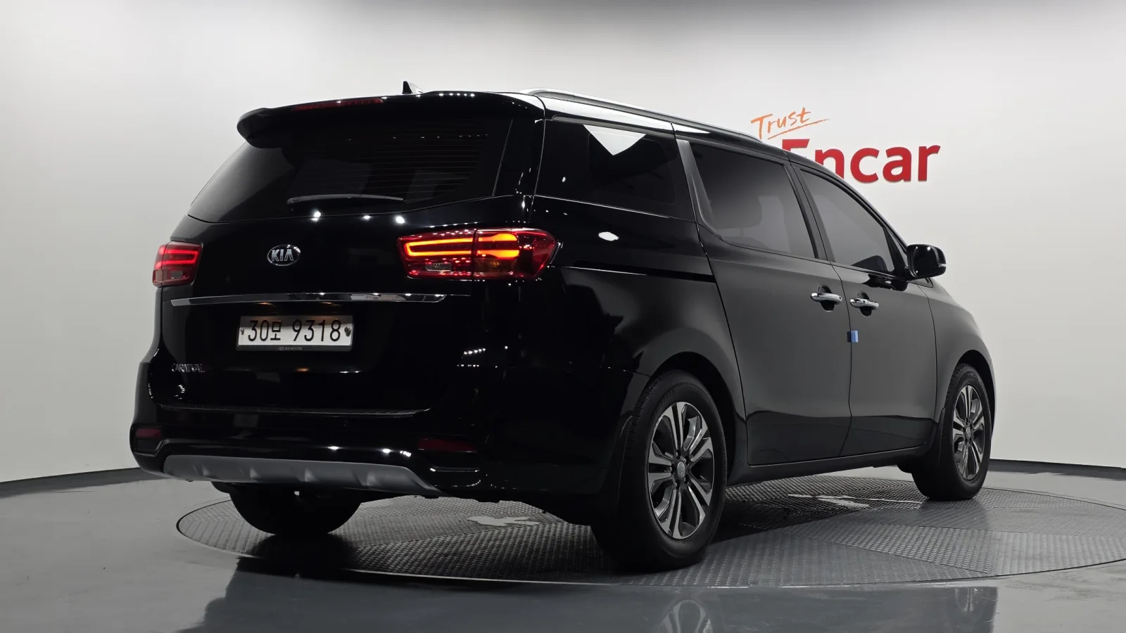 2019 Kia Carnival
