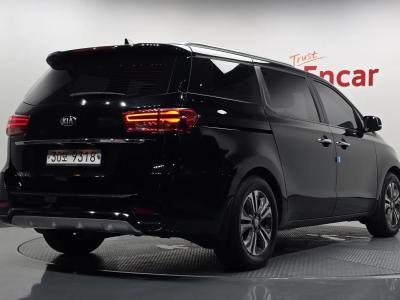 2019 Kia Carnival