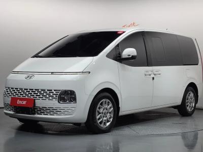 2025 Hyundai Staria