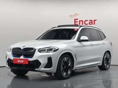 2022 BMW iX3