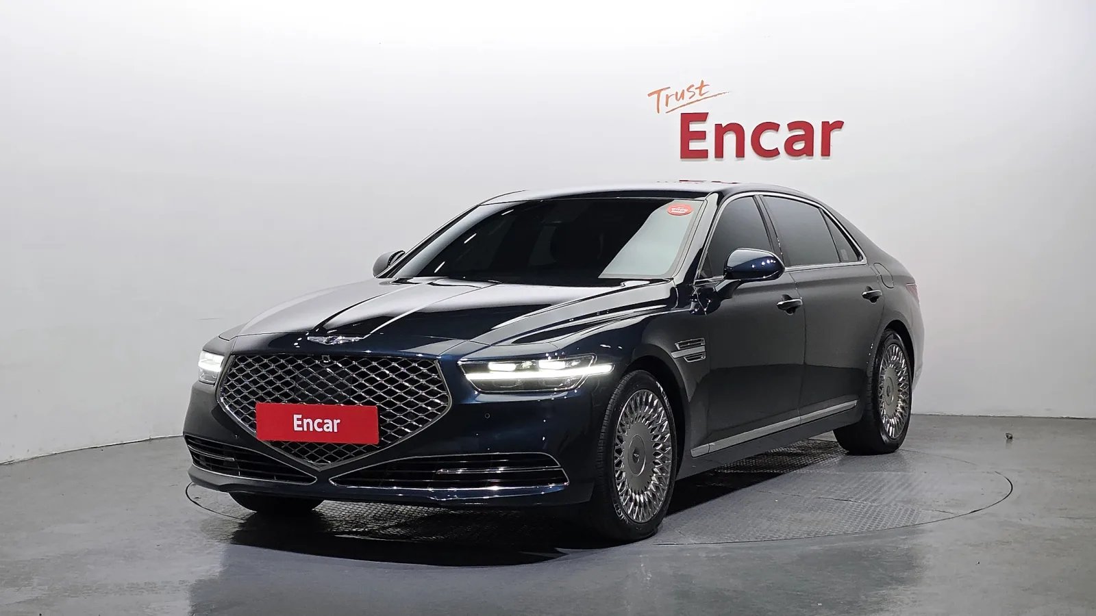 2021 Genesis G90
