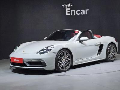 2021 Porsche 718