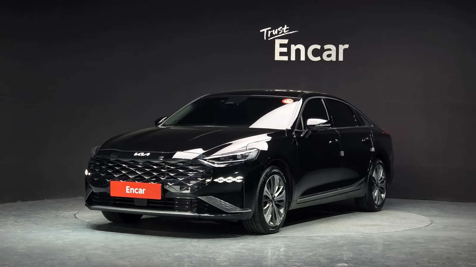 2023 Kia K8