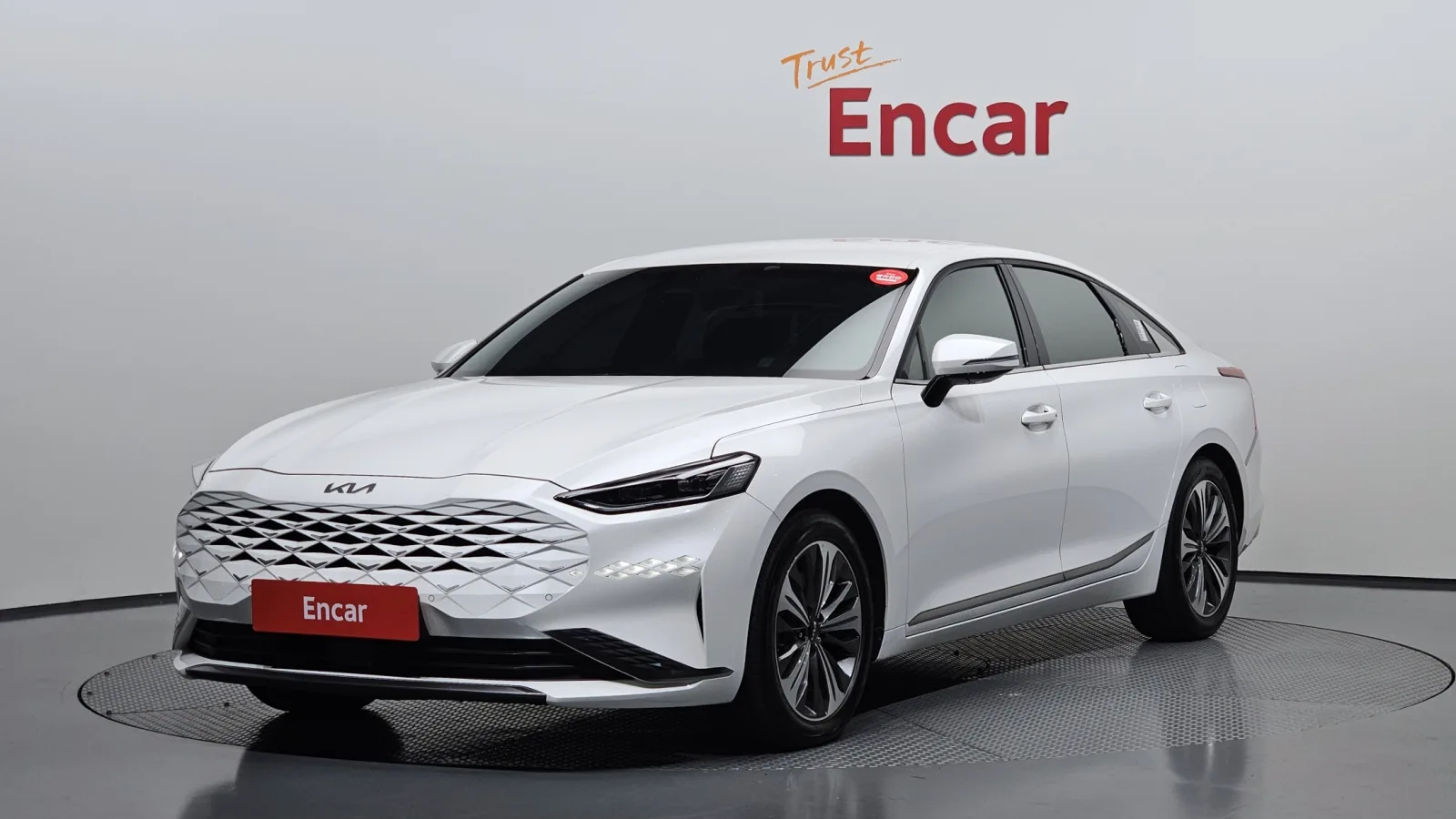 2023 Kia K8