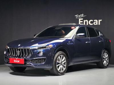 2022 Maserati Levante