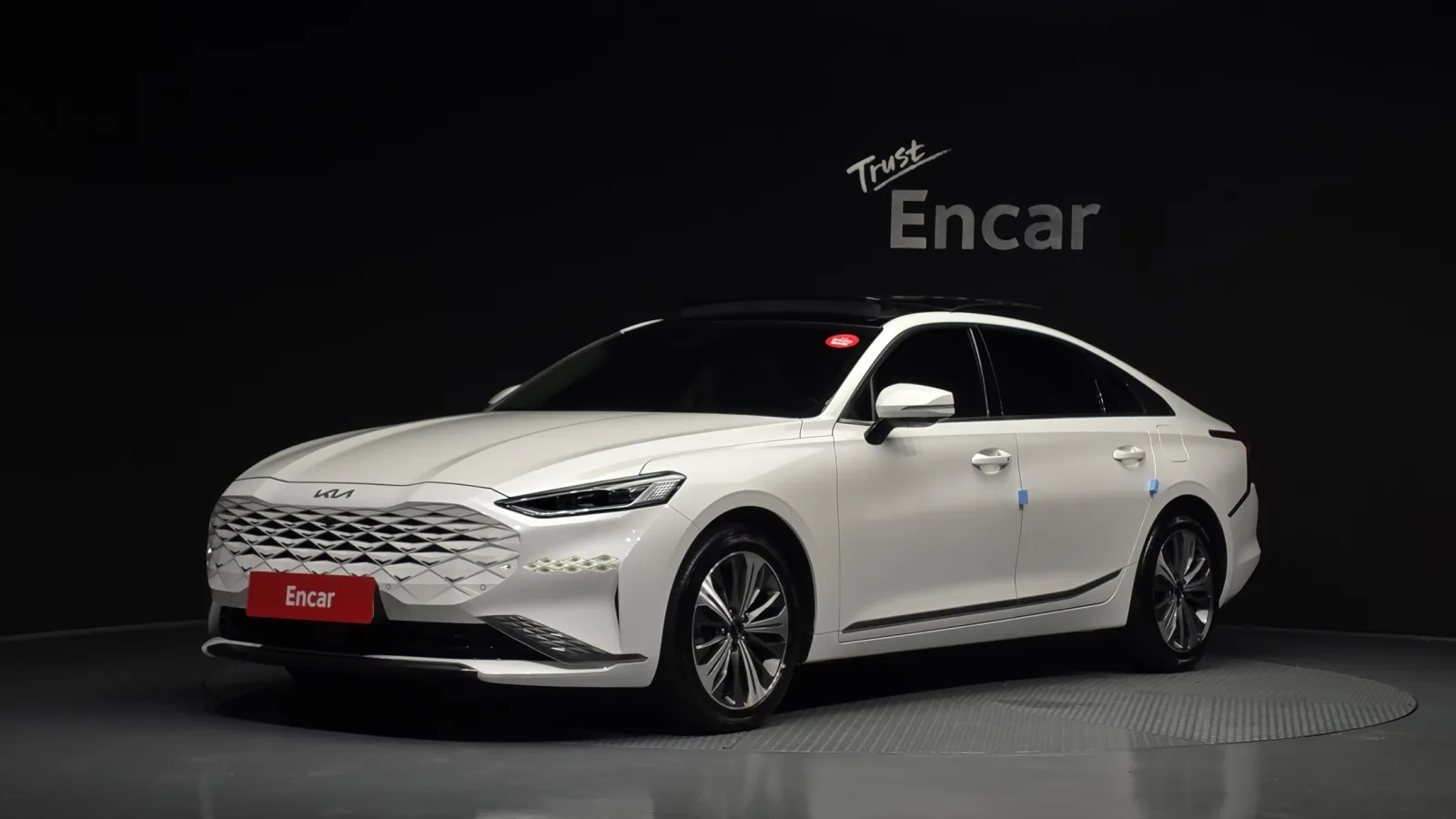 2022 Kia K8