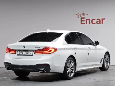 2017 BMW 5-Series