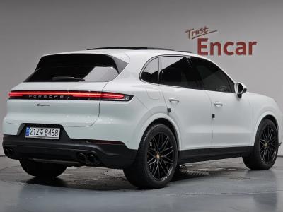 2025 Porsche Cayenne