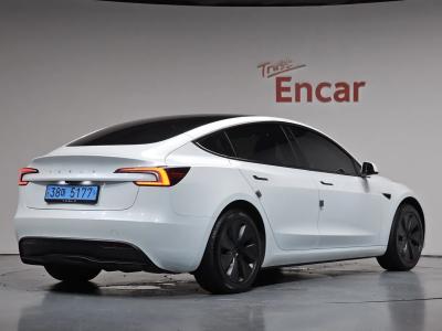 2024 Tesla Model 3