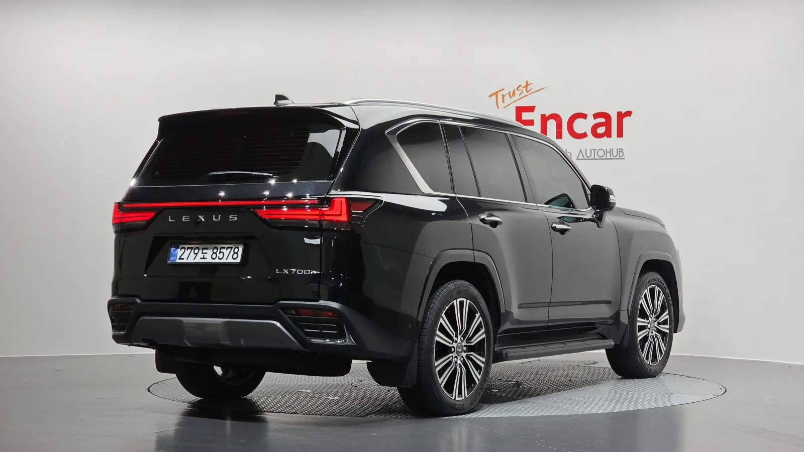 2025 Lexus LX