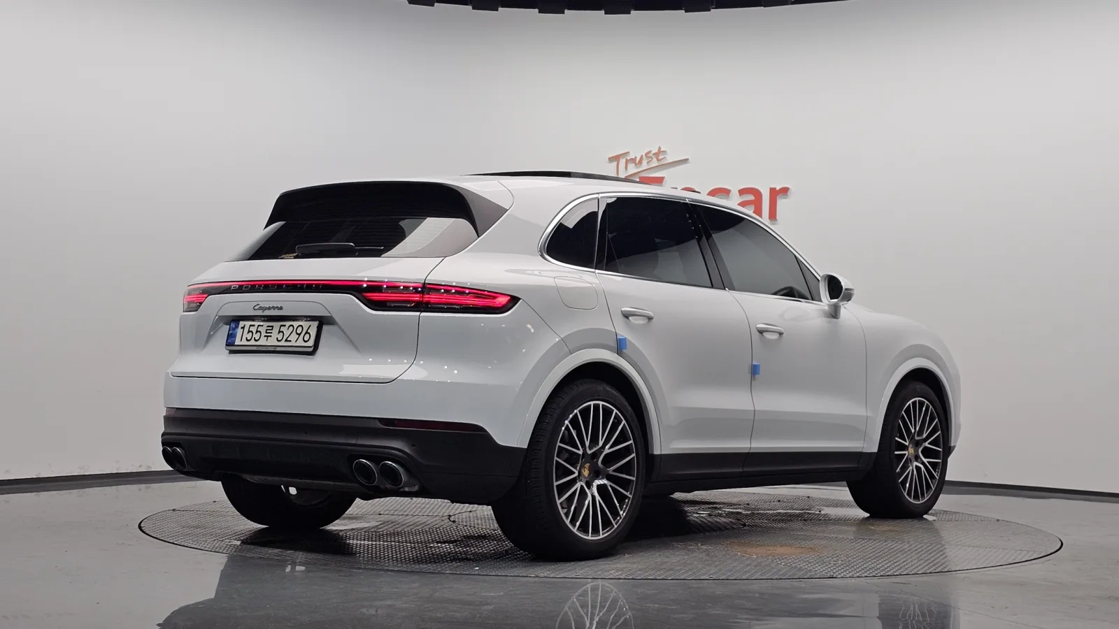2023 Porsche Cayenne