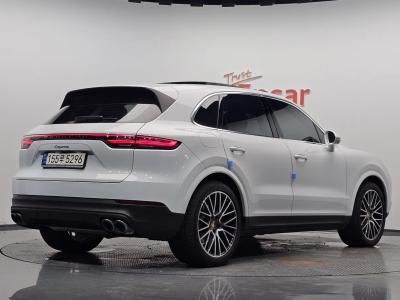 2023 Porsche Cayenne