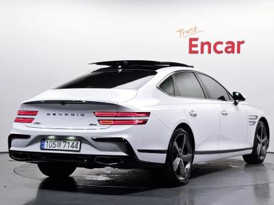 2025 Genesis G80