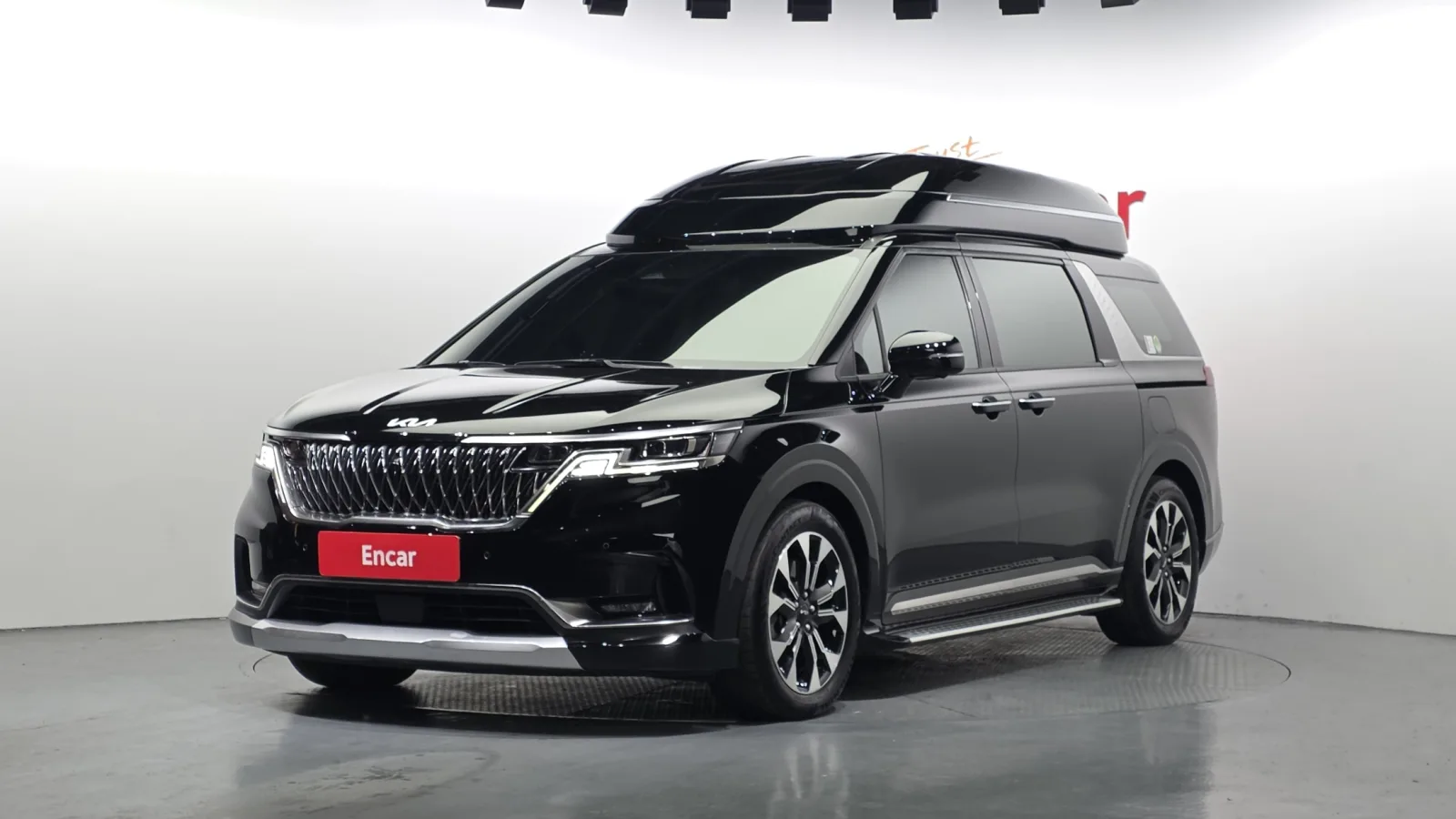 2023 Kia Carnival