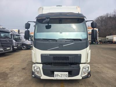 2018 Volvo CargoTruck