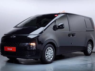 2023 Hyundai Staria