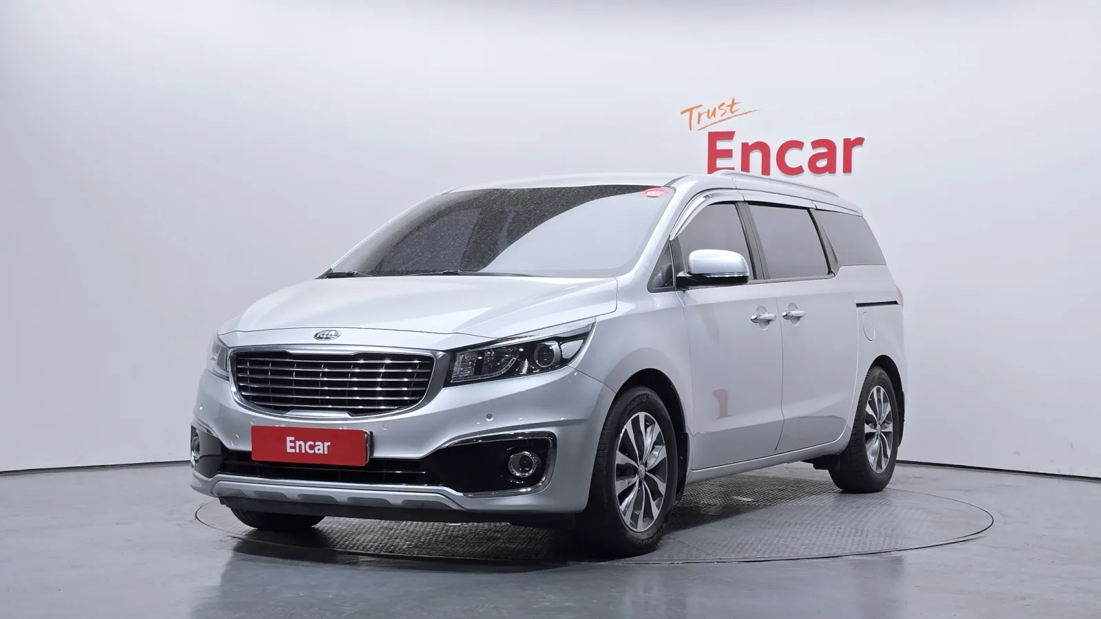 2016 Kia Carnival