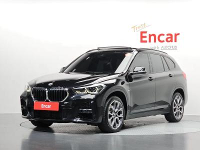 2022 BMW X1
