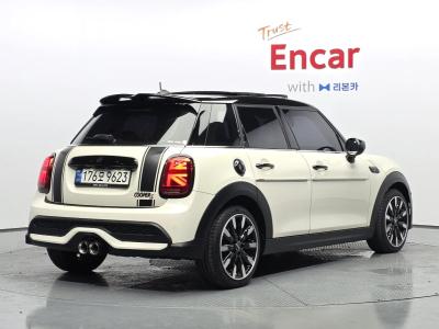 2022 MINI Cooper