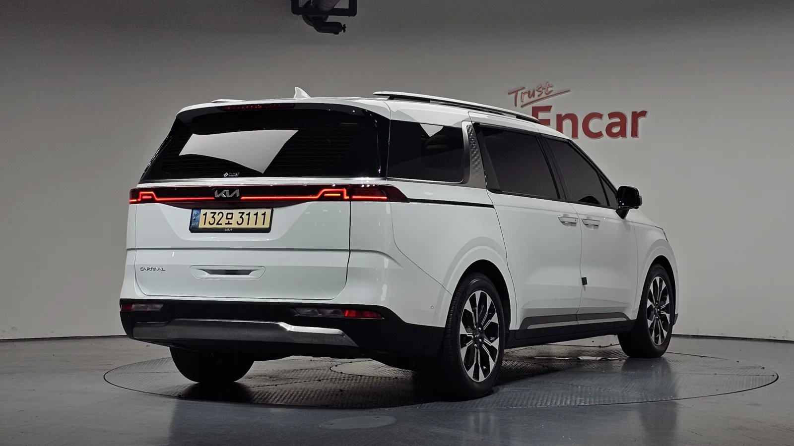 2023 Kia Carnival